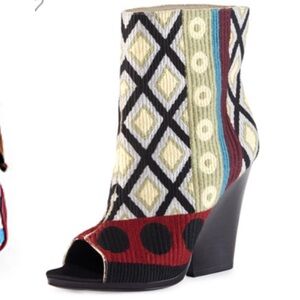 Burberry Prorsum peep toe booties